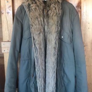 Urban outfitters hooded parka🧥